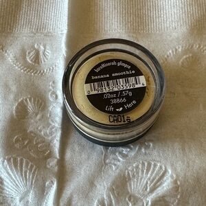 bareMinerals Glimpse Eyeshadow in Banana Smoothie